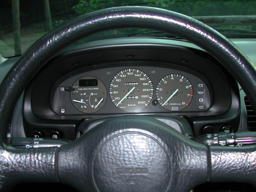 Mazda 323F 16V
